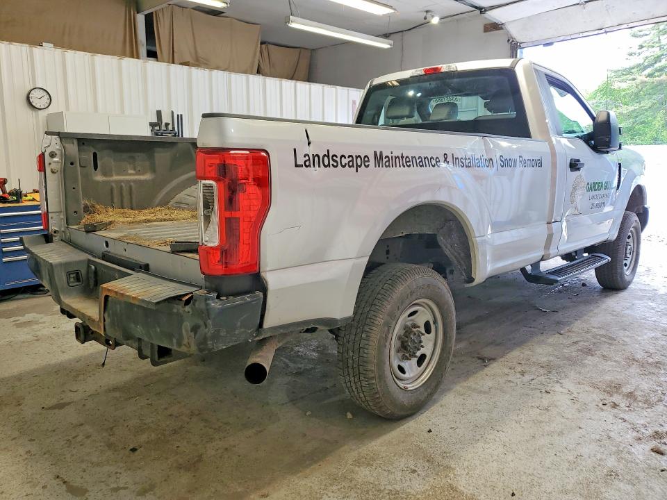 2019 Ford F250 VIN 1FTBF2B60KEG28862 COPART salvage auction — MECHANICAL, Me - Cert Of Title-Salvage Collisio, sold $3,650 on 2026-07-09 (photo 3)