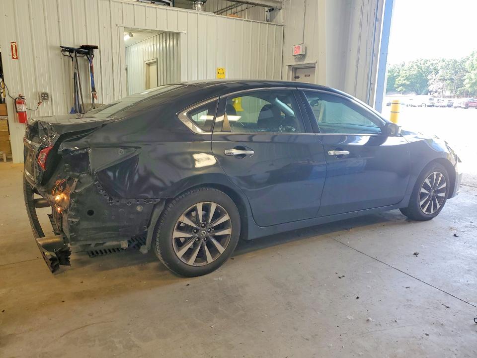 2017 Nissan Altima VIN 1N4AL3AP8HN349873 COPART salvage auction — REAR END, Mn - Cert Of Title-Salvage, sold $1,550 on 2026-07-02 (photo 3)