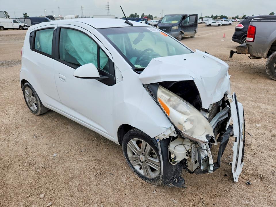 2014 Chevrolet Spark VIN KL8CD6S95EC508589 COPART salvage auction — FRONT END, Tx - Salvage Vehicle Title, sold $550 on 2026-07-02 (photo 4)