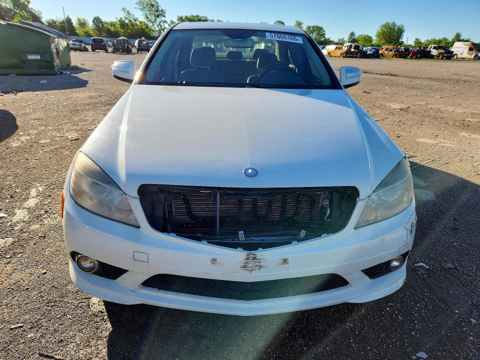 2009 Mercedes-benz C-klasse VIN WDDGF81X89R069220 COPART salvage auction — SIDE, Il - Salvage Certificate, sold $350 on 2026-07-16 (photo 5)