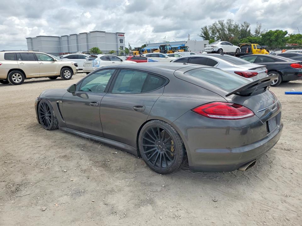 2013 Porsche Panamera VIN WP0AA2A71DL015779 COPART salvage auction — MINOR DENT/SCRATCHES, Va - Certificate Of Title, sold $2,050 on 2026-07-10 (photo 2)