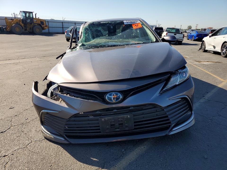 2021 Toyota Camry VIN 4T1C31AKXMU023015 COPART salvage auction — FRONT END, Ca - Salvage Certificate, sold $2,700 on 2026-07-02 (photo 5)