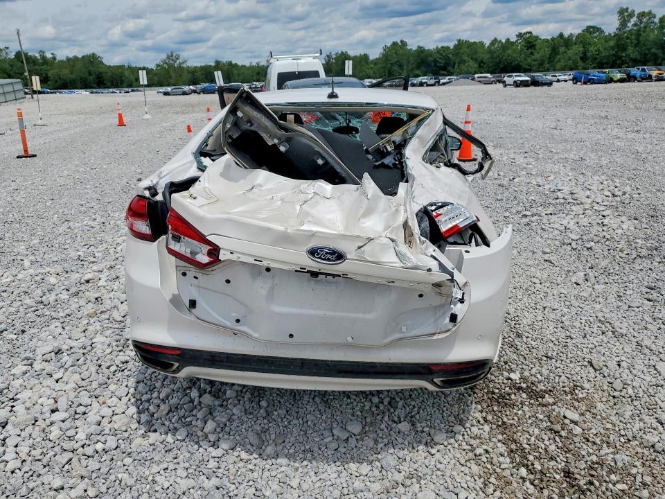 2017 Ford Fusion VIN 3FA6P0D91HR257023 COPART salvage auction — ALL OVER, OH - CERT OF TITLE-SALVAGE, sold $400 on 2026-07-02 (photo 6)