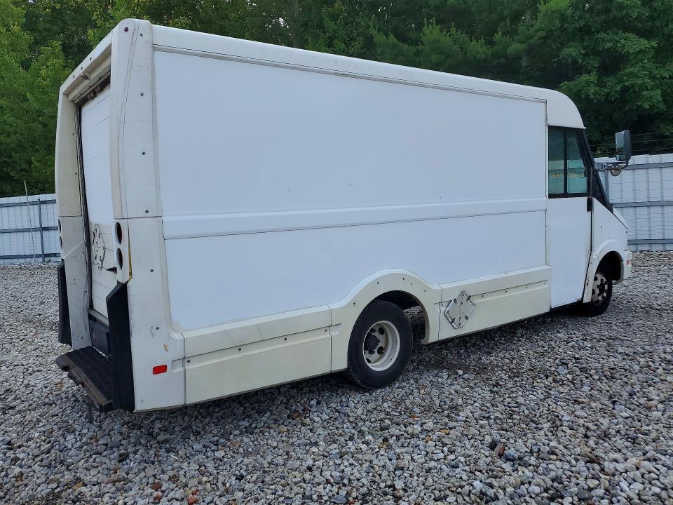 2013 Isuzu Npr hd VIN JALB4T176D7W00088 COPART salvage auction — REAR END, MA - CERTIFICATE OF TITLE, sold $100 on 2026-07-09 (photo 3)