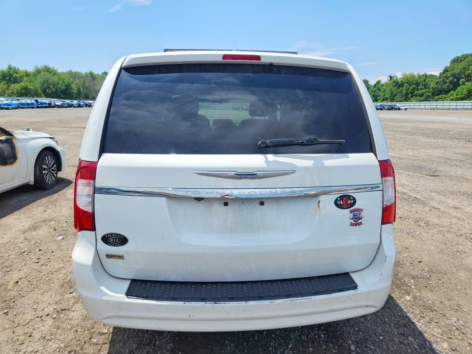 2014 Chrysler VIN 2C4RC1BG6ER317499 COPART salvage auction — MINOR DENT/SCRATCHES, Ma - Certificate Of Title, sold $1,000 on 2026-09-01 (photo 6)