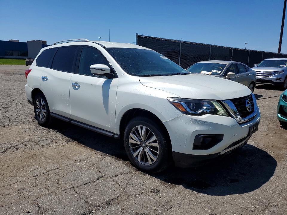 2017 Nissan Pathfinder VIN 5N1DR2MM0HC648489 COPART salvage auction — MINOR DENT/SCRATCHES, Mo - Certificate Of Title, sold $2,900 on 2026-07-09 (photo 4)