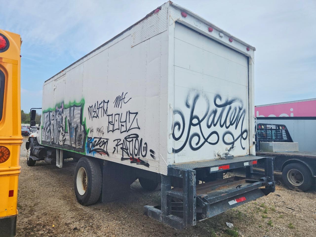 2006 International 4000-Series VIN 1HTMMAAN06H292123 COPART salvage auction — Minor Dent/Scratches, NY - CERTIFICATE OF TITLE, sold $550 on 2026-07-07 (photo 3)