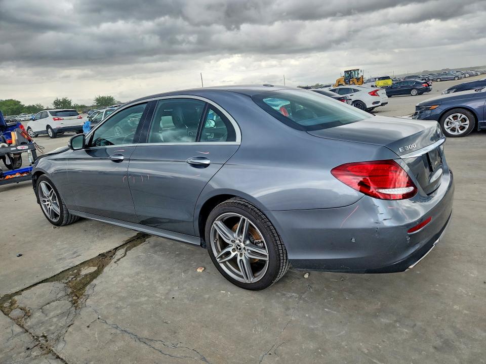 2018 Mercedes-benz E-klasse VIN WDDZF4JB2JA339132 COPART salvage auction — FRONT END, Tx - Certificate Of Title, sold $175 on 2026-07-30 (photo 2)