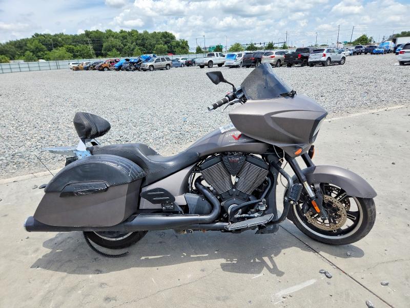 2016 Victory VIN 5VPDB36N0G3054246 COPART salvage auction — FRONT END, FL - CERT OF TITLE SLVG REBUILDABLE, sold $1,650 on 2026-07-09 (photo 1)