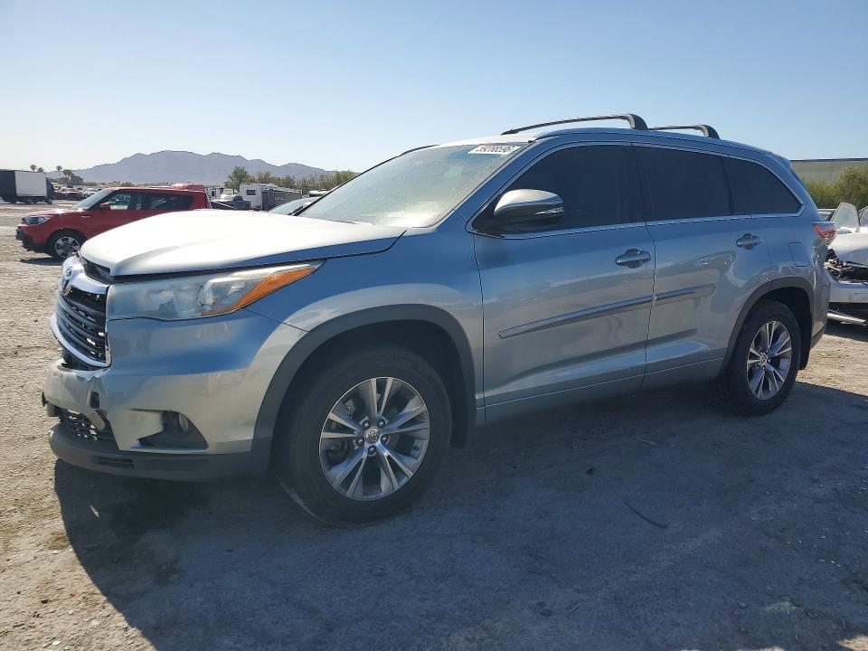 2015 Toyota Highlander VIN 5TDJKRFH3FS093943 COPART salvage auction — FRONT END, Nv - Salvage Title, sold $150 on 2026-07-21 (photo 1)