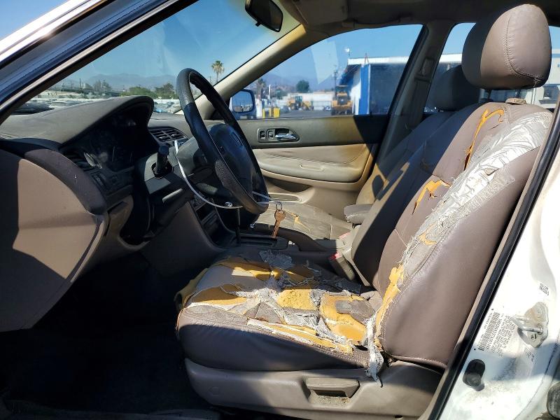 1996 Honda Accord VIN 1HGCD5633TA301488 COPART salvage auction — MINOR DENT/SCRATCHES, CA - DIS/DLR/EXP ONLY CLEAN TITLE, sold $375 on 2026-07-08 (photo 7)