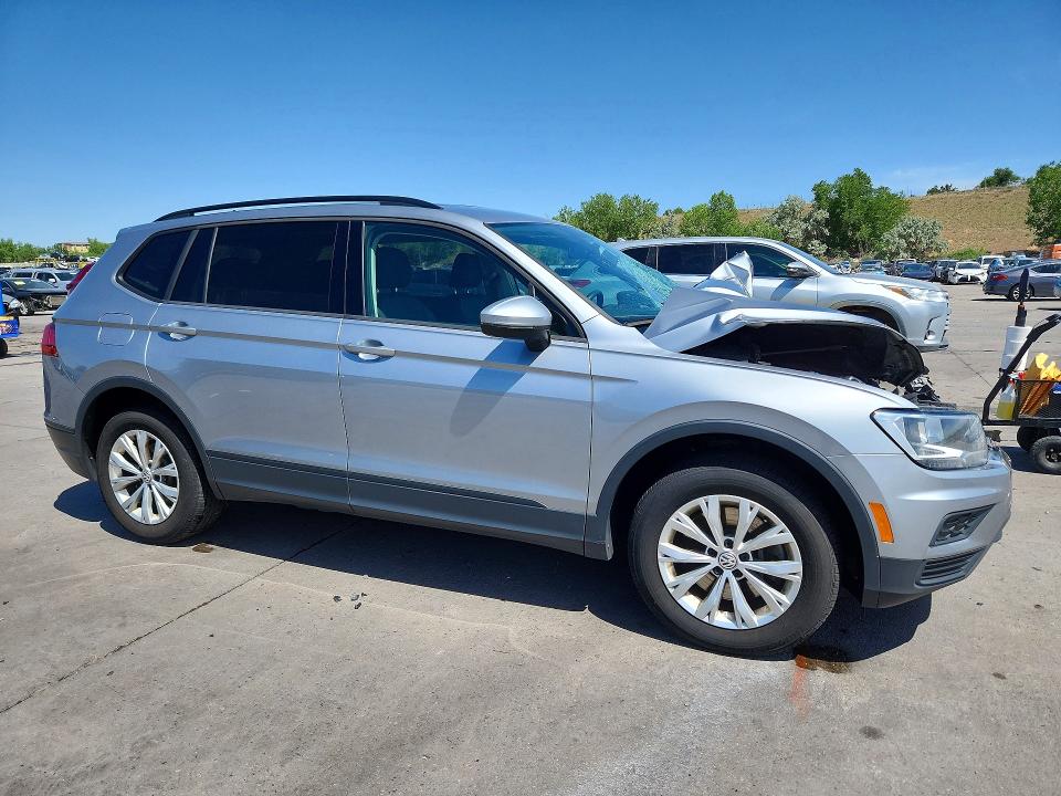 2020 Volkswagen Tiguan VIN 3VV0B7AXXLM093305 COPART salvage auction — FRONT END, Co - Public - Salvage Title, sold $2,200 on 2026-08-03 (photo 4)