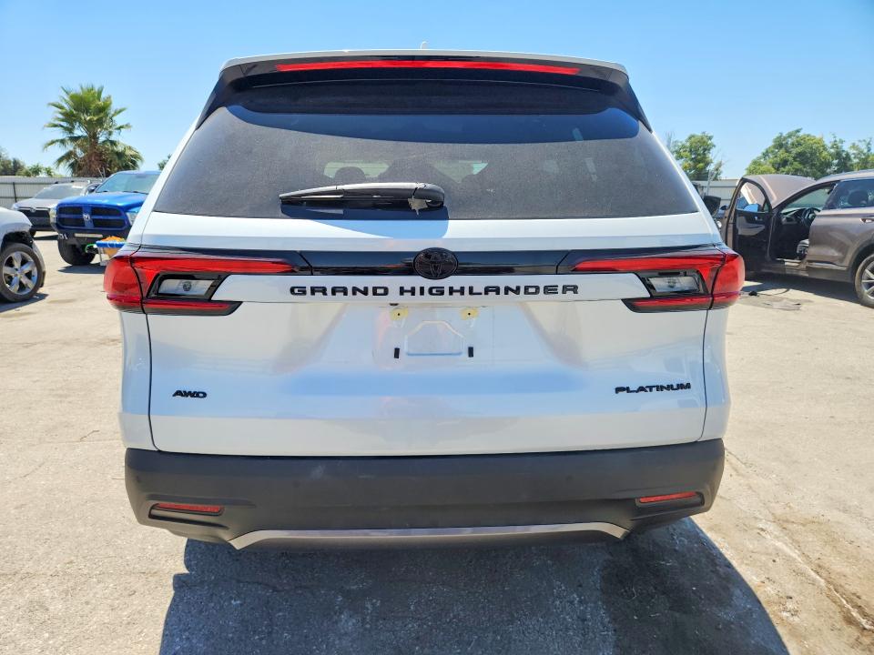 2026 Toyota Highlander VIN 5TDAAAB52TS136518 COPART salvage auction — FRONT END, Ca - Salvage Certificate, sold $32,500 on 2026-07-31 (photo 6)