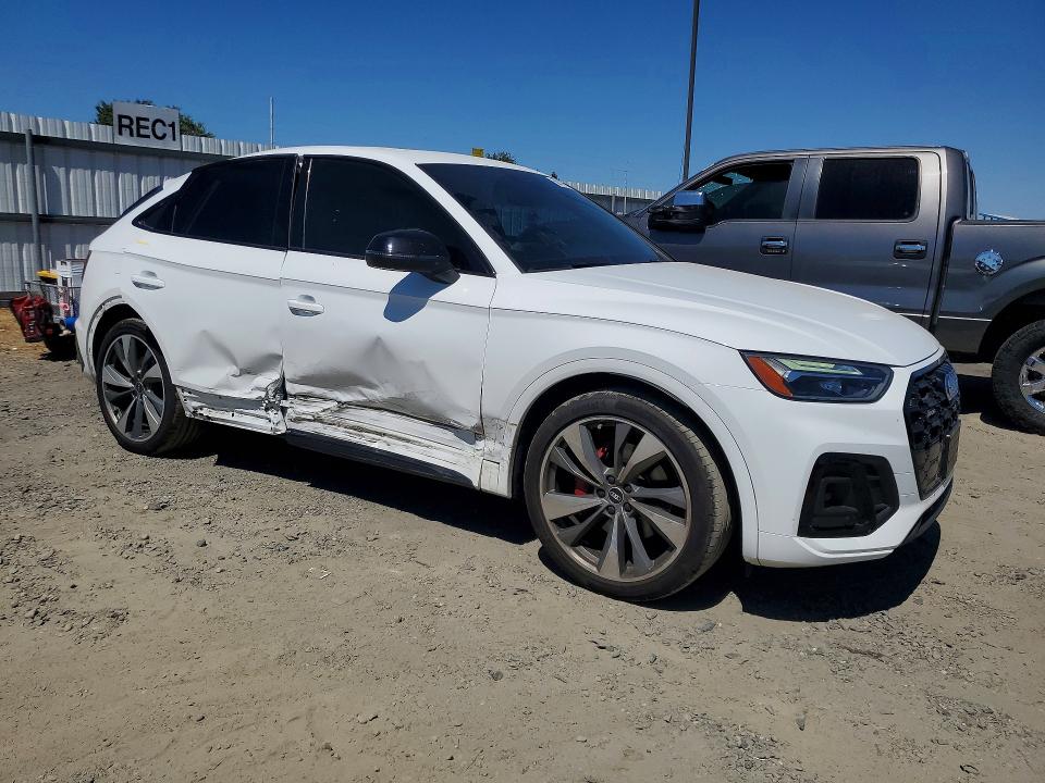 2021 Audi Sq5 VIN WA124AFY3M2083217 COPART salvage auction — SIDE, CA - SALVAGE CERTIFICATE, sold $17,000 on 2026-07-28 (photo 4)