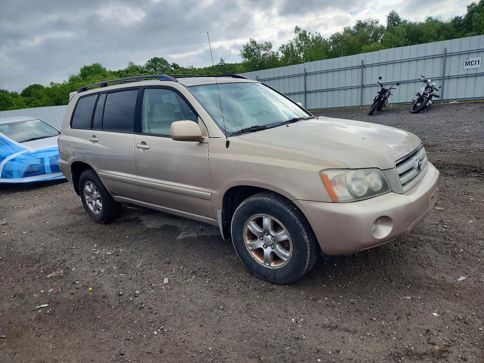 2007 Toyota Highlander VIN JTEDP21A370138430 COPART salvage auction — MINOR DENT/SCRATCHES, MA - CERT OF TITLE-RECONSTRCTD COLL, sold $575 on 2026-07-29 (photo 4)