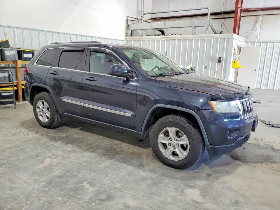 2012 Jeep Grand cherokee VIN 1C4RJFAGXCC350936 COPART salvage auction — NORMAL WEAR, Ny - Certificate Of Title, sold $475 on 2026-07-09 (photo 4)