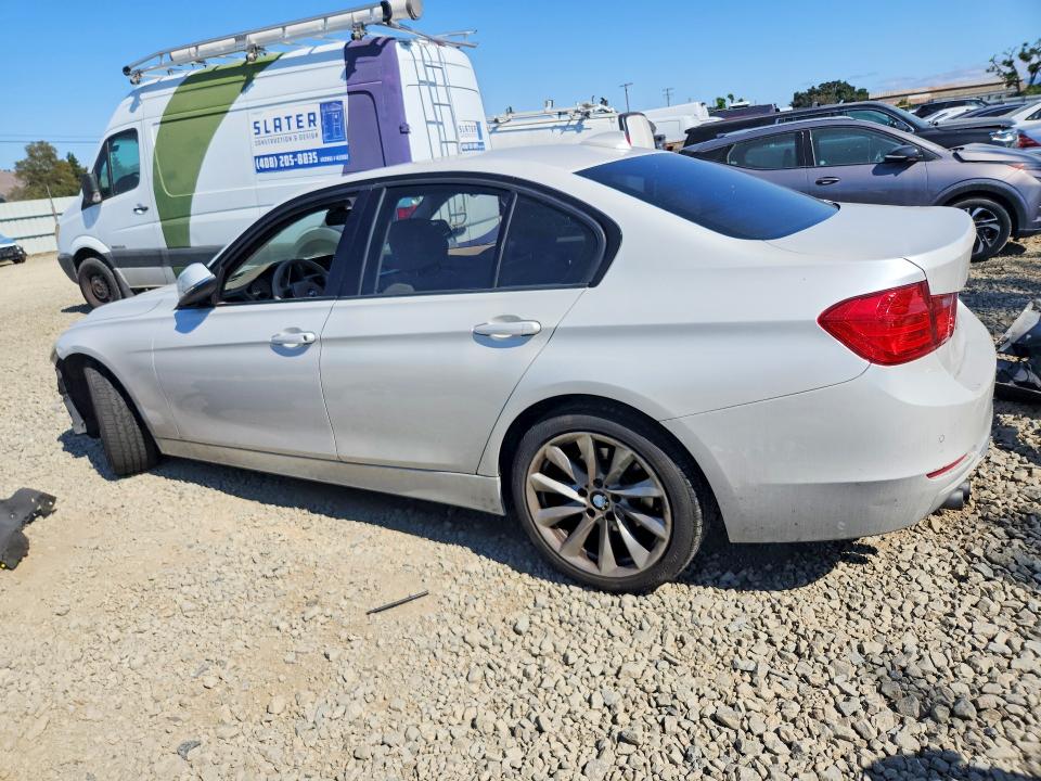 2012 BMW 3er VIN WBA3C1C51CF433732 COPART salvage auction — FRONT END, Ca - Salvage Certificate, sold $800 on 2026-07-14 (photo 2)