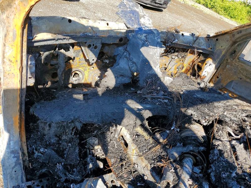 2019 Mercedes-benz Glc class VIN WDC0G6EB4KF666006 COPART salvage auction — BURN, On - Permit Irrepairable, sold $475 on 2026-07-02 (photo 8)