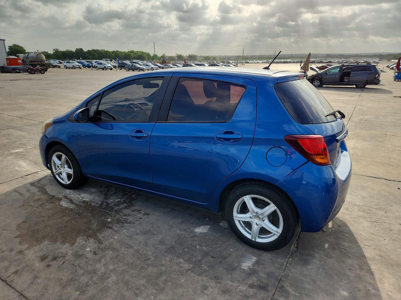 2017 Toyota Yaris VIN VNKKTUD32HA083374 COPART salvage auction — Front End, TX - SALVAGE VEHICLE TITLE, sold $3,250 on 2026-07-09 (photo 2)