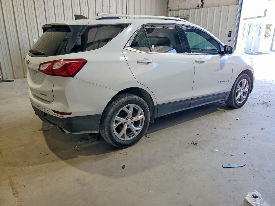 2019 Chevrolet VIN 3GNAXVEX7KS673633 COPART salvage auction — MINOR DENT/SCRATCHES, Wv - Certificate Of Title, sold $1,650 on 2026-07-09 (photo 3)