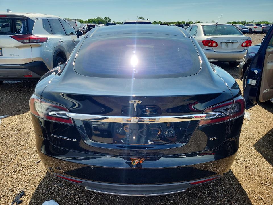 2015 Tesla Model s VIN 5YJSA1H18FF080201 COPART salvage auction — NORMAL WEAR, Il - Certificate Of Title, sold $3,500 on 2026-07-07 (photo 6)