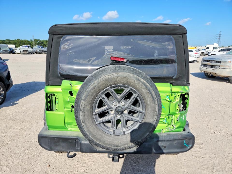2025 Jeep Wrangler / VIN 1C4PJXDG9SW536585 COPART salvage auction — REAR END, Tx - Certificate Of Title, sold $18,000 on 2026-07-28 (photo 6)