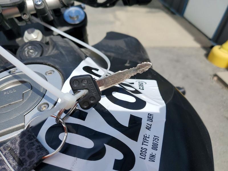 2025 Yamaha Mt07 VIN JYARM48E5SA000751 COPART salvage auction — ALL OVER, VA - CERT OF TITLE - SALVAGE, sold $425 on 2026-07-30 (photo 8)