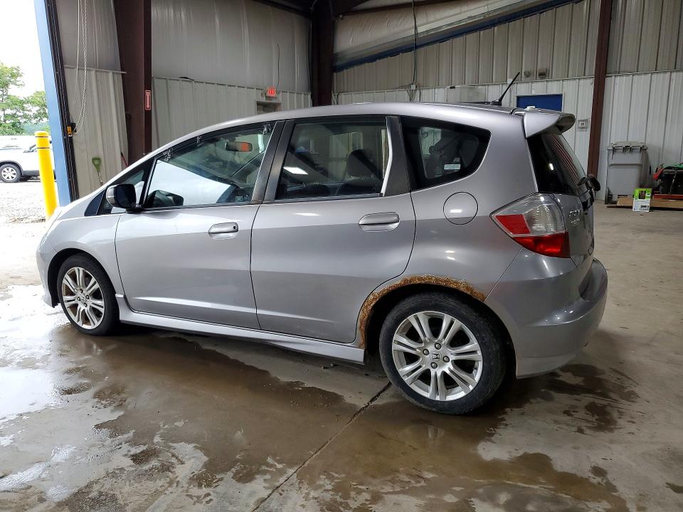 2009 Honda Fit VIN JHMGE88429S018375 COPART salvage auction — NORMAL WEAR, Pa - Non Public Clean Title, sold $825 on 2026-07-29 (photo 2)