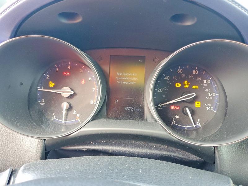 2022 Toyota C-hr VIN NMTKHMBX0NR142189 COPART salvage auction — MINOR DENT/SCRATCHES, Salvage Title, sold $11,400 on 2026-07-27 (photo 9)