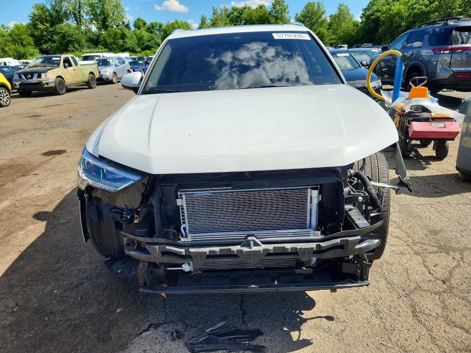 2024 Audi Q3 VIN WA1DECF35R1137538 COPART salvage auction — ALL OVER, Ct - Cert Of Title-Salvage, sold $8,600 on 2026-07-31 (photo 5)