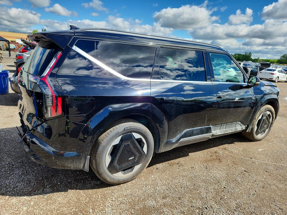 2026 Kia Ev9 VIN KNDADFS53T6070405 COPART salvage auction — REAR END, On - Permit Salvage, sold $12,100 on 2026-07-16 (photo 3)