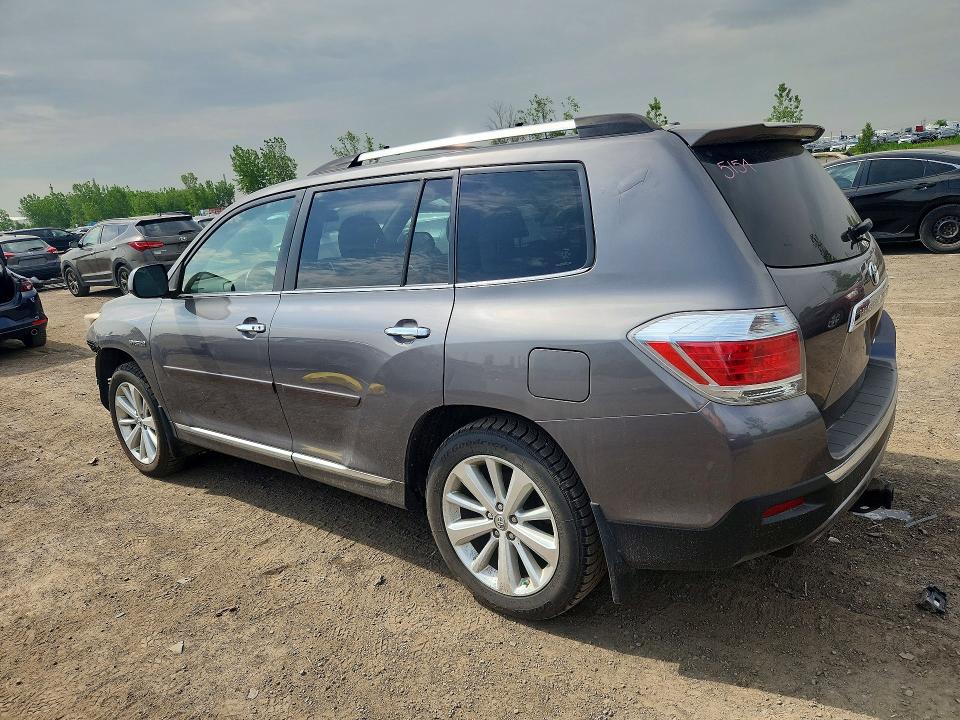 2011 Toyota Highlander VIN JTEDC3EH4B2000594 COPART salvage auction — FRONT END, Qc - Gravement Accidente, sold $2,000 on 2026-07-28 (photo 2)
