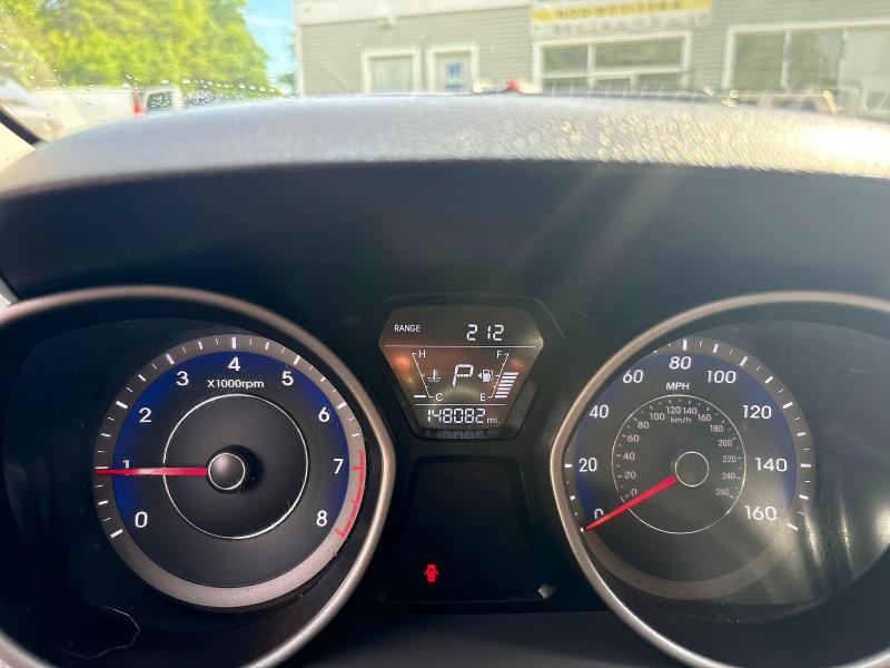 2015 Hyundai Elantra VIN KMHDH4AE8FU329232 COPART salvage auction — NORMAL WEAR, Me - Certificate Of Title (P), sold $2,150 on 2026-07-31 (photo 8)