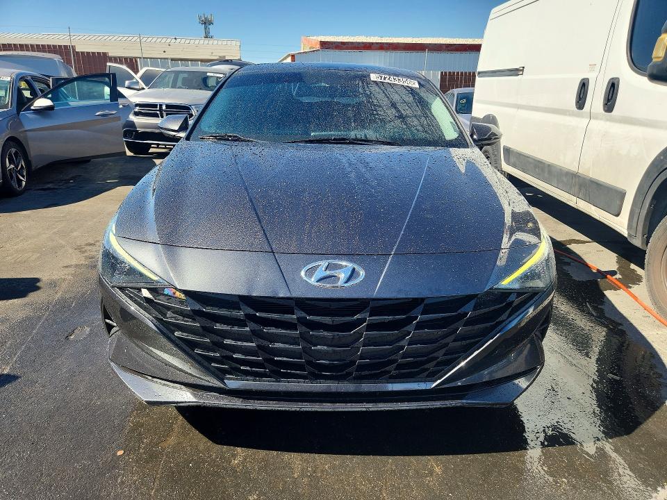2021 Hyundai Elantra VIN 5NPLM4AG9MH025735 COPART salvage auction — MINOR DENT/SCRATCHES, Nv - Certificate Of Title, sold $8,500 on 2026-07-09 (photo 5)