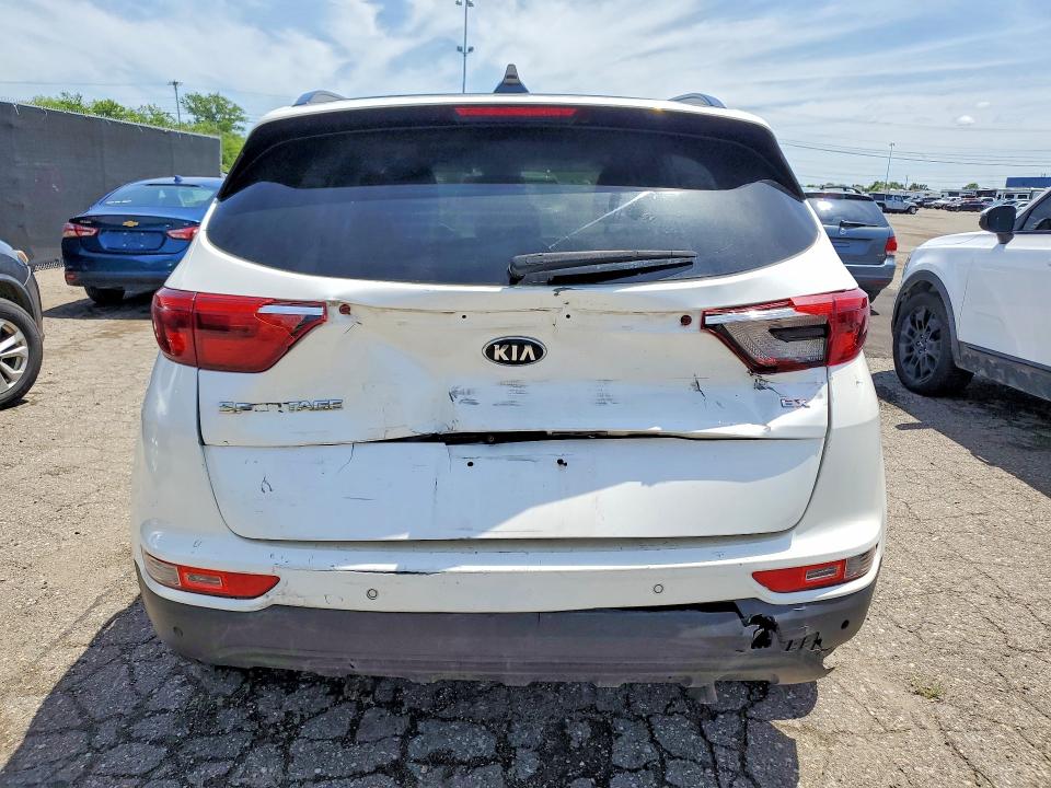 2018 Kia Sportage VIN KNDPNCAC7J7399492 COPART salvage auction — REAR END, Mi - Certificate Of Title, sold $1,100 on 2026-07-31 (photo 6)