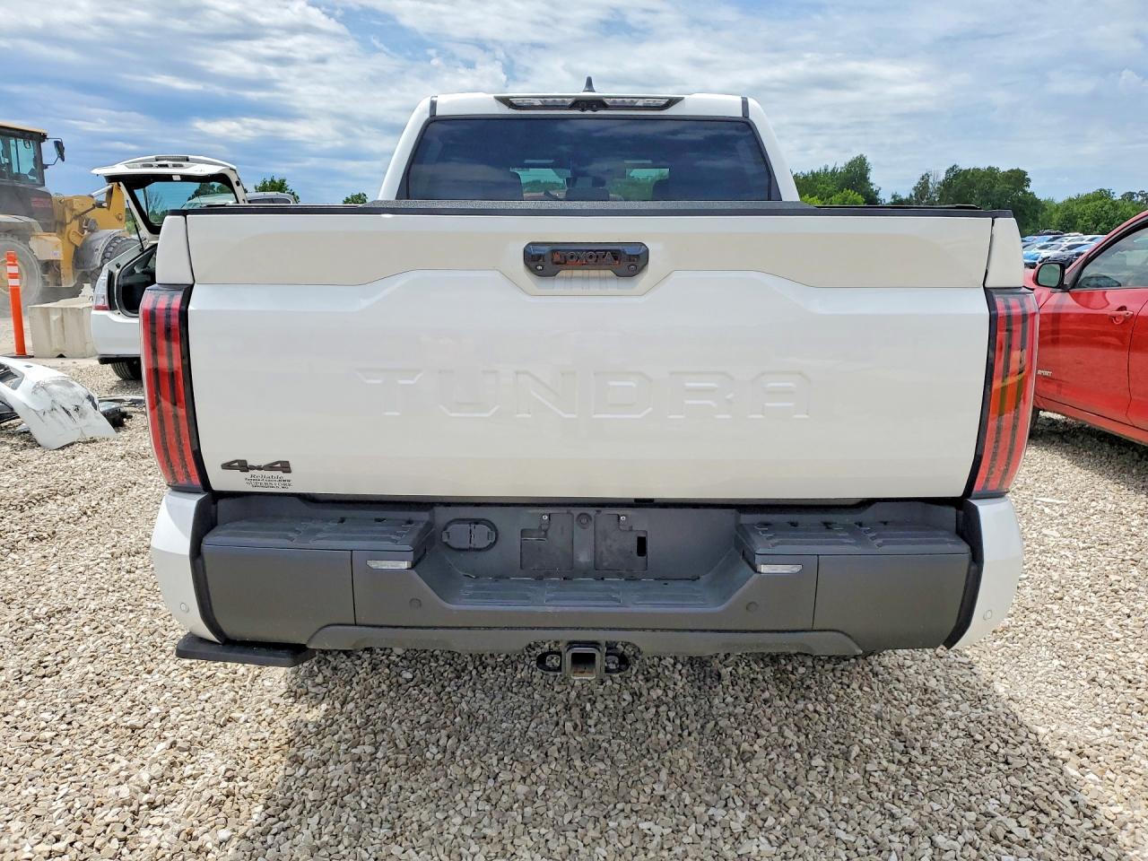 2025 Toyota Tundra VIN 5TFWA5DB1SX294261 COPART salvage auction — Hail, ID - SALVAGE CERTIFICATE OF TITLE, sold $33,500 on 2026-06-29 (photo 6)