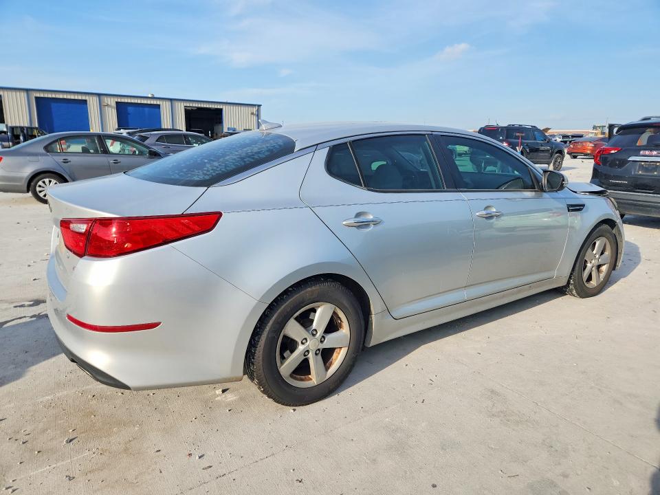 2015 Kia Optima VIN 5XXGM4A70FG448073 COPART salvage auction — FRONT END, TX - SALVAGE VEHICLE TITLE, sold $1,250 on 2026-07-28 (photo 3)