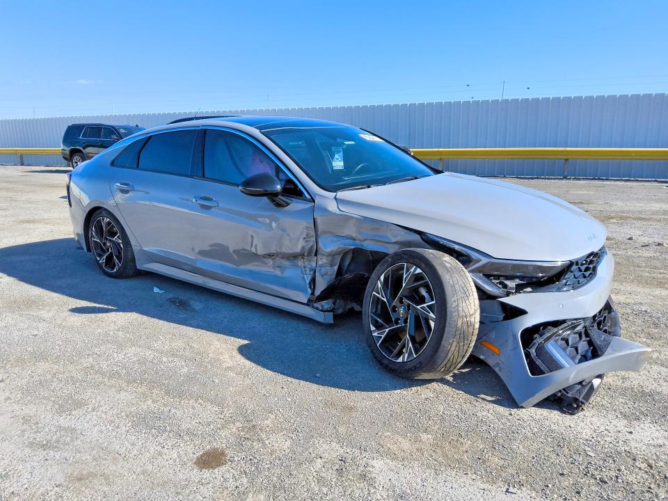 2025 Kia K5 VIN KNAG64J75S5301771 COPART salvage auction — FRONT END, Az - Certificate Of Title, sold $7,500 on 2026-07-28 (photo 4)