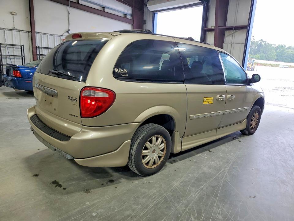 2006 Chrysler Town & country VIN 2A4GP54L56R715862 COPART salvage auction — FRONT END, Sc - Cert Of Title-Salvage, sold $225 on 2026-07-27 (photo 3)