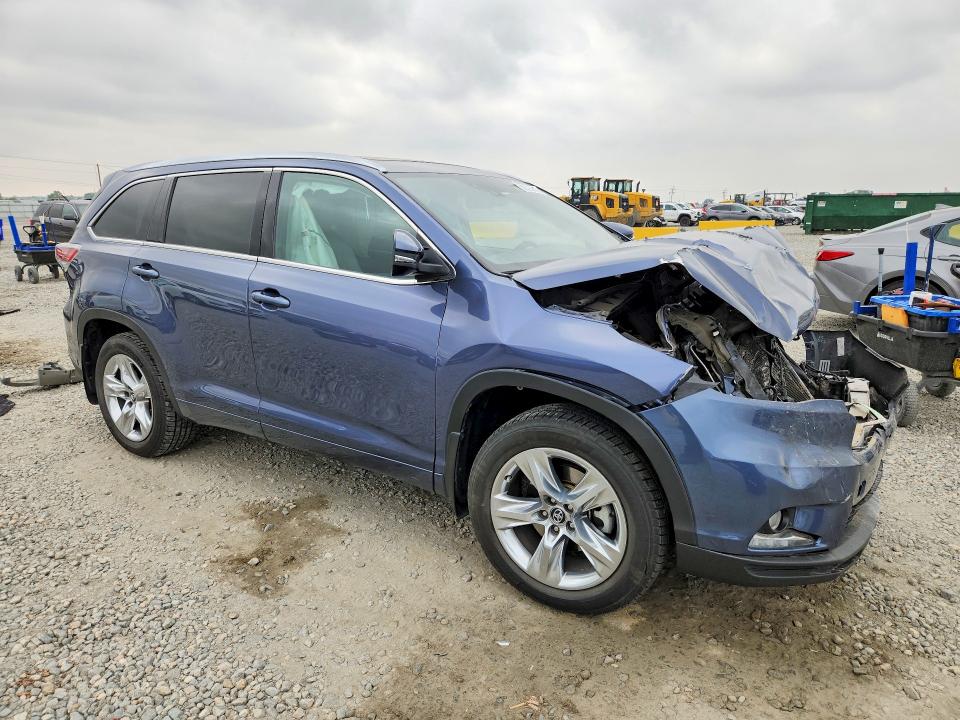 2016 Toyota Highlander VIN 5TDDKRFH8GS307811 COPART salvage auction — FRONT END, Co - Public - Salvage Title, sold $4,650 on 2026-07-28 (photo 4)
