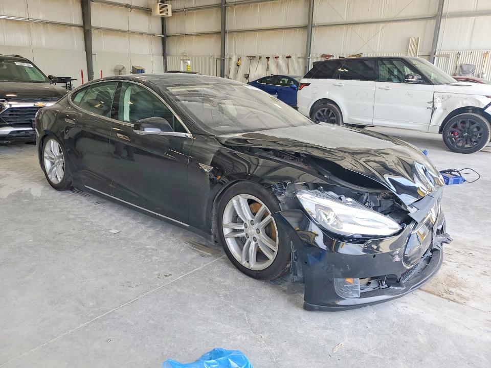 2015 Tesla Model s VIN 5YJSA1E28FF109287 COPART salvage auction — FRONT END, Ne - Certificate Of Title, sold $1,550 on 2026-07-28 (photo 4)