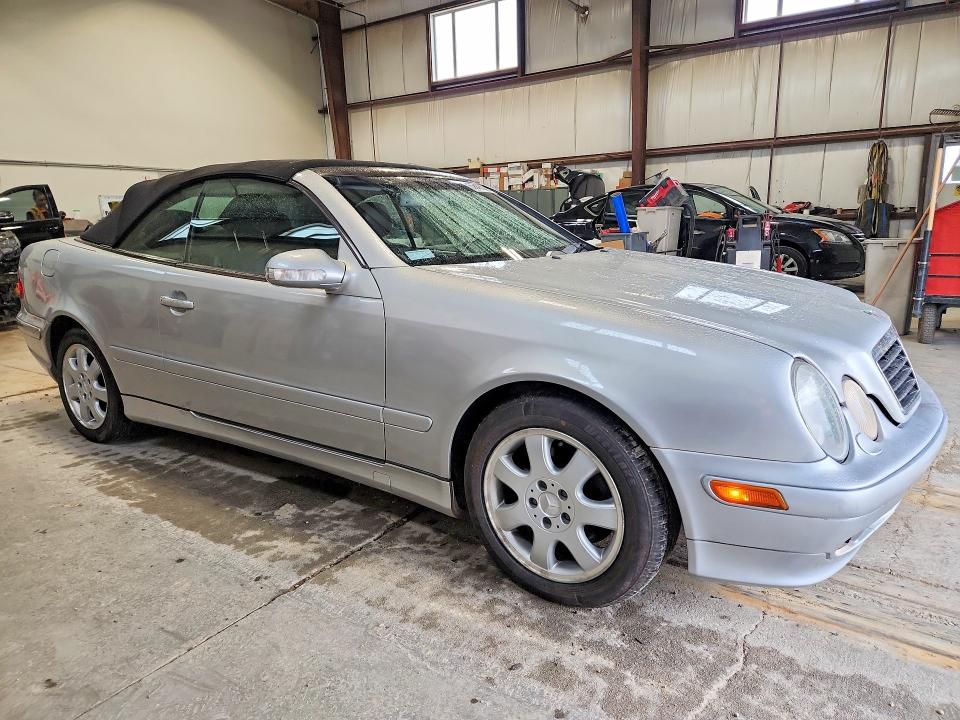 2001 Mercedes-benz Clk-class VIN WDBLK65G81T070506 COPART salvage auction — MINOR DENT/SCRATCHES, Ab - Bos - Salvage, sold $2,000 on 2026-07-02 (photo 4)