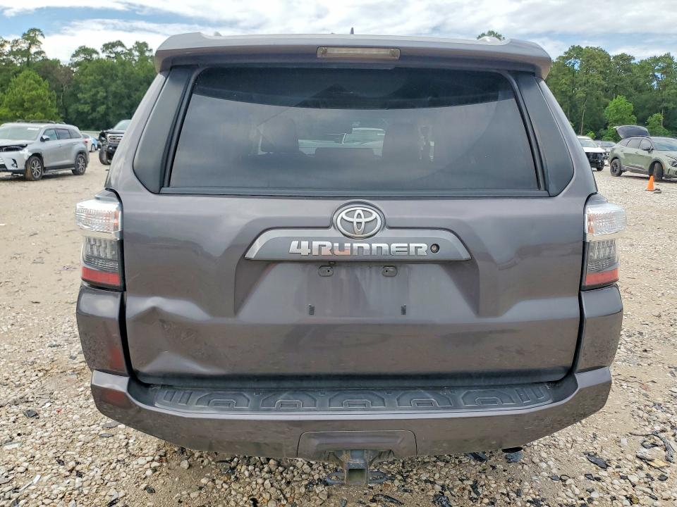 2017 Toyota VIN JTEZU5JR2H5151955 COPART salvage auction — FRONT END, Tx - Salvage Vehicle Title, sold $5,000 on 2026-07-21 (photo 6)