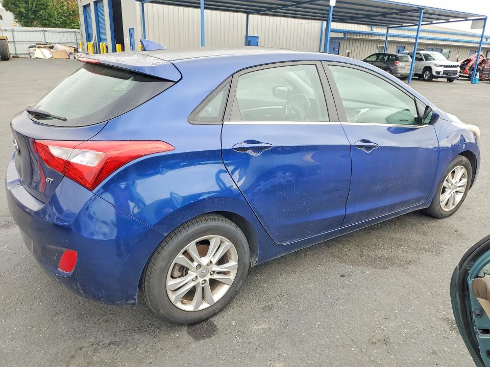 2013 Hyundai Elantra VIN KMHD35LE3DU025272 COPART salvage auction — MECHANICAL, CA - DIS/DLR/EXP ONLY CLEAN TITLE, sold $525 on 2026-07-02 (photo 3)