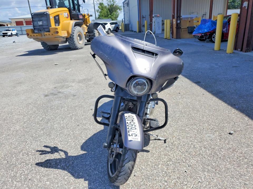 2015 Harley-davidson VIN 1HD1KBM14FB687881 COPART salvage auction — SIDE, Fl - Cert Of Title Slvg Rebuildable, sold $3,700 on 2026-07-02 (photo 2)