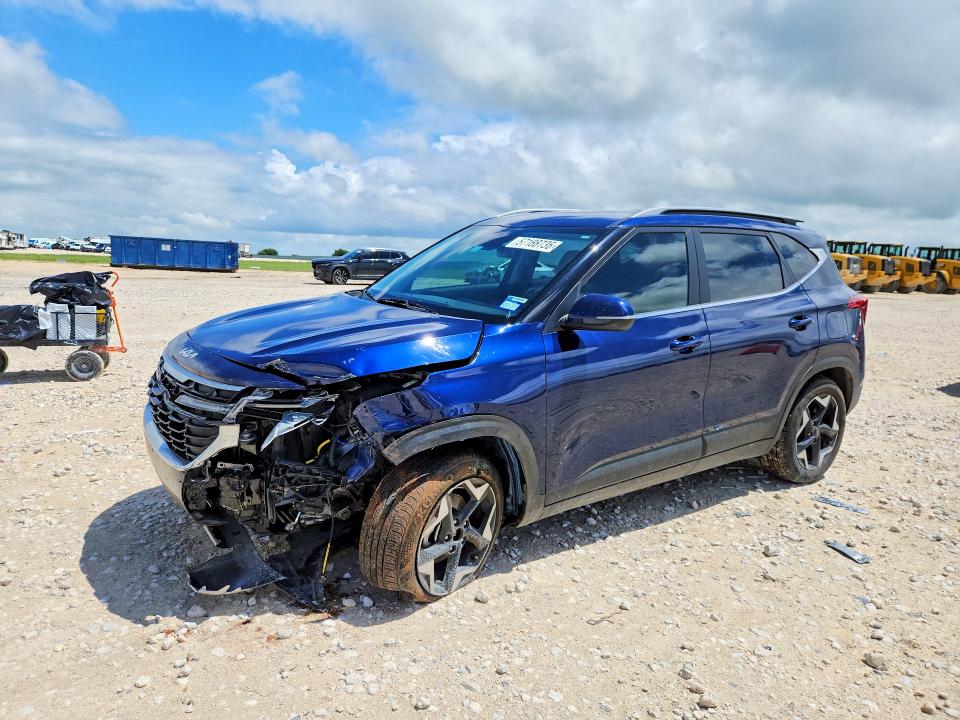 2024 Kia Seltos VIN KNDER2AAXR7585205 COPART salvage auction — FRONT END, TX - SALVAGE VEHICLE TITLE (P), sold $70 on 2026-07-30 (photo 1)