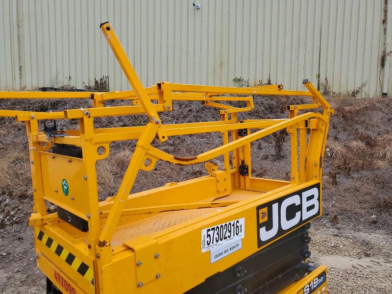 2025 Jcb S1930e VIN RAJA0B51CR5809212 COPART salvage auction — FRAME DAMAGE, NC - BILL OF SALE, sold $1,850 on 2026-07-10 (photo 9)