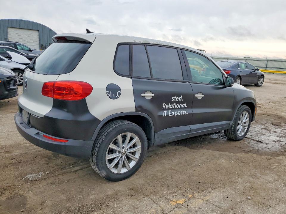 2014 Volkswagen Tiguan VIN WVGBV3AX6EW543750 COPART salvage auction — HAIL, Salvage Title, sold $1,600 on 2026-07-28 (photo 3)