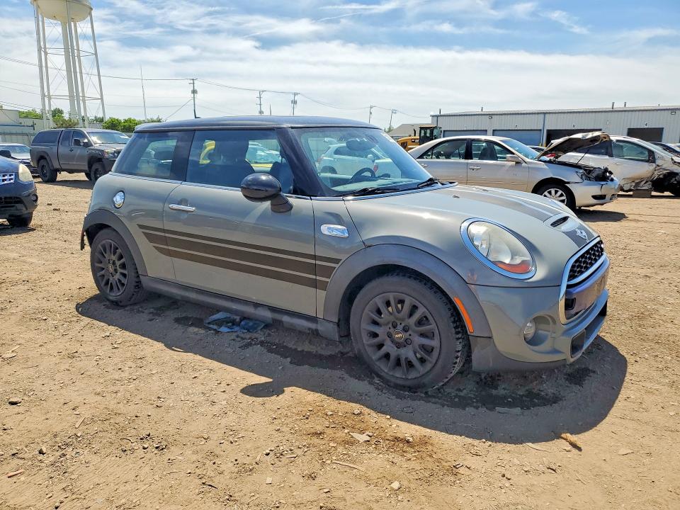 2015 Mini Cooper VIN WMWXP7C50F2A42045 COPART salvage auction — REAR END, Il - Salvage Certificate, sold $2,000 on 2026-07-15 (photo 4)