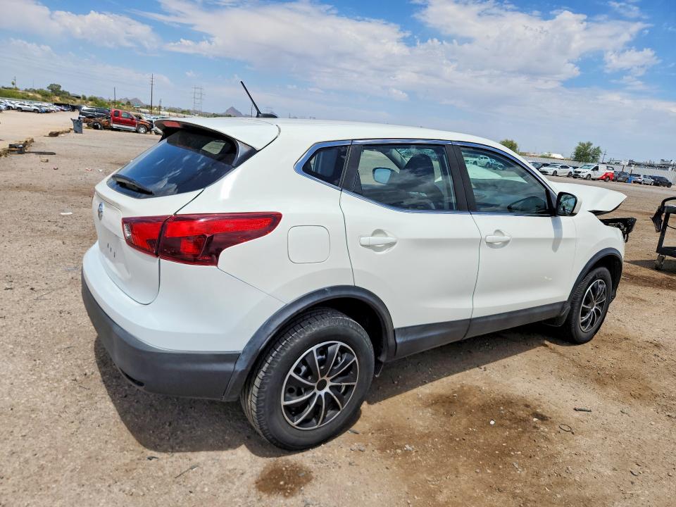 2019 Nissan Rogue VIN JN1BJ1CP0KW237353 COPART salvage auction — FRONT END, AZ - CERT OF TITLE - SALVAGE, sold $1,200 on 2026-07-24 (photo 3)